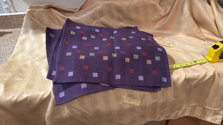 Pampered Chef Table mats/runner/napkins
