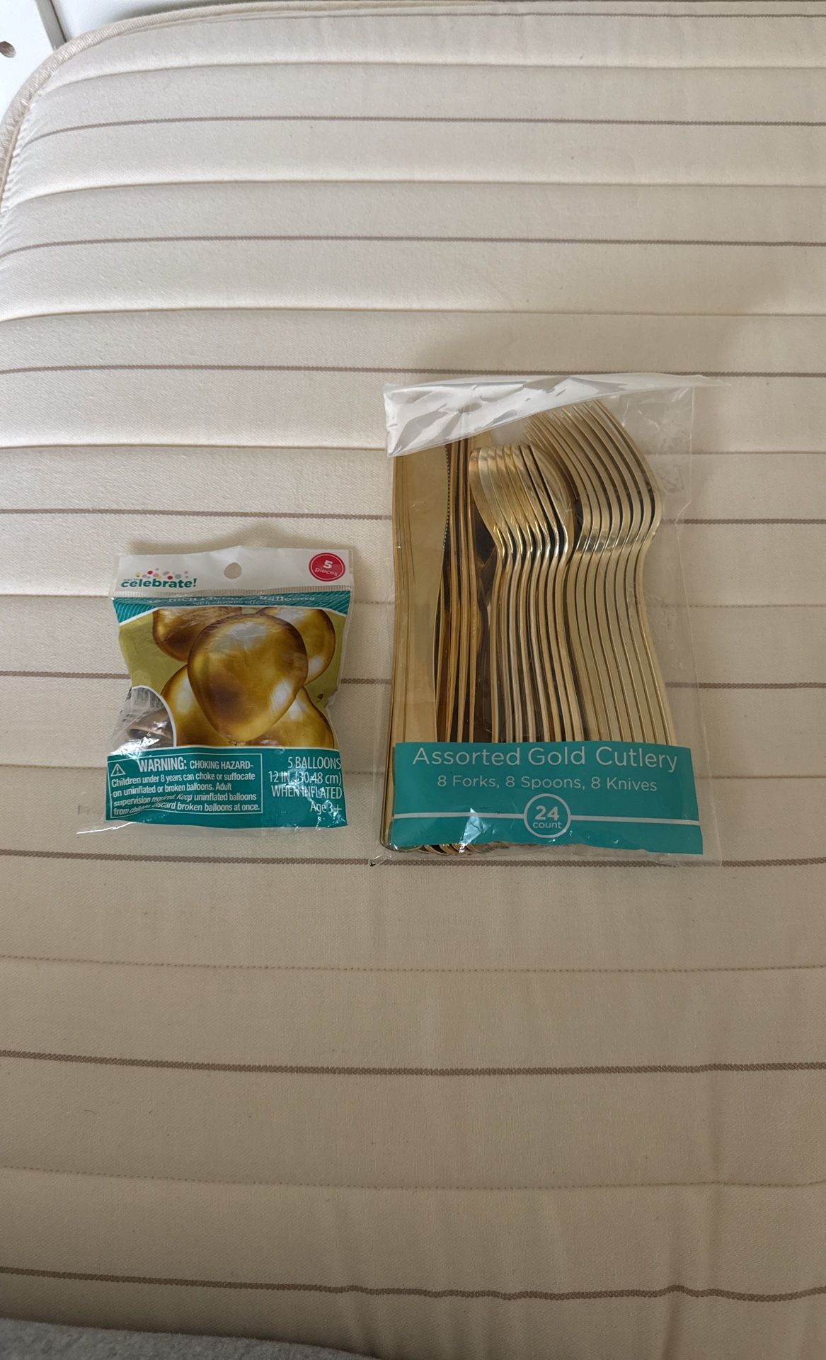 Gold Metallic Balloons & Gold Disposable Plastic Cutlery