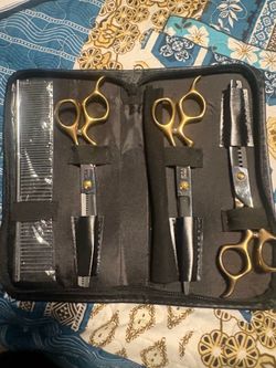 Sharf curved cutting/thinning shear set