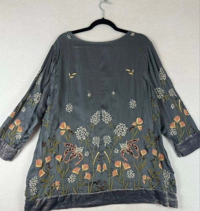 Sundance Tunic Sz Large Lined Heavily Embroidered