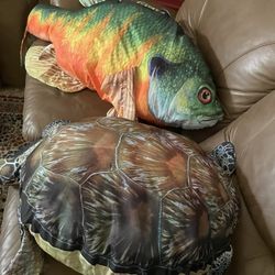 2 Stuffed Animal Pillows (polyester Fiber)