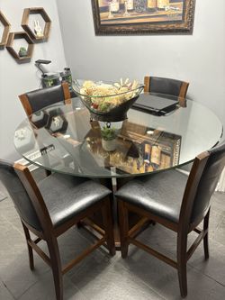 Dinning Table