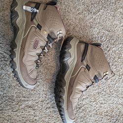 Keen Boots