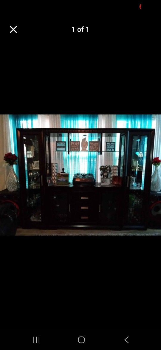 Wall UNIT