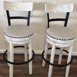 Valebeck  Bar Height Swivel Stools