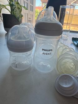 Phillips Avent baby bottles