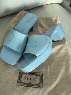 Gucci baby blue sandal authentic 6.5