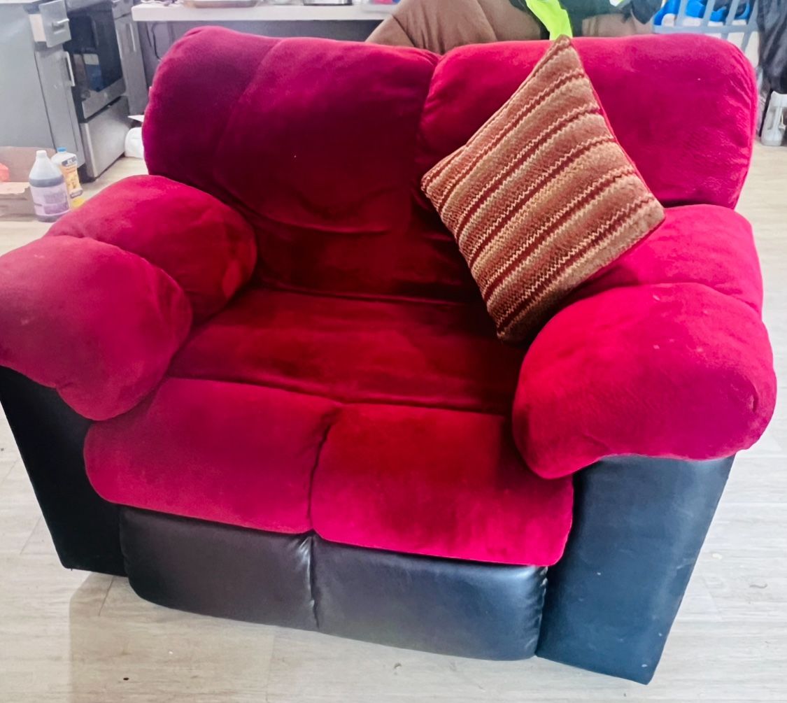 Manual Recliner Love Set/ Big Couch