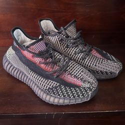 Men’s Yeezy Size 7.5 