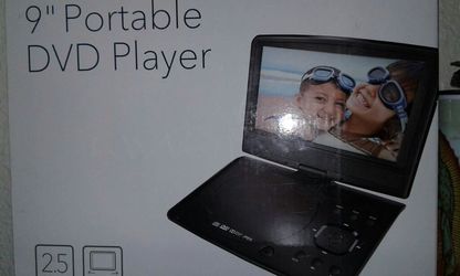 Portable DVD player