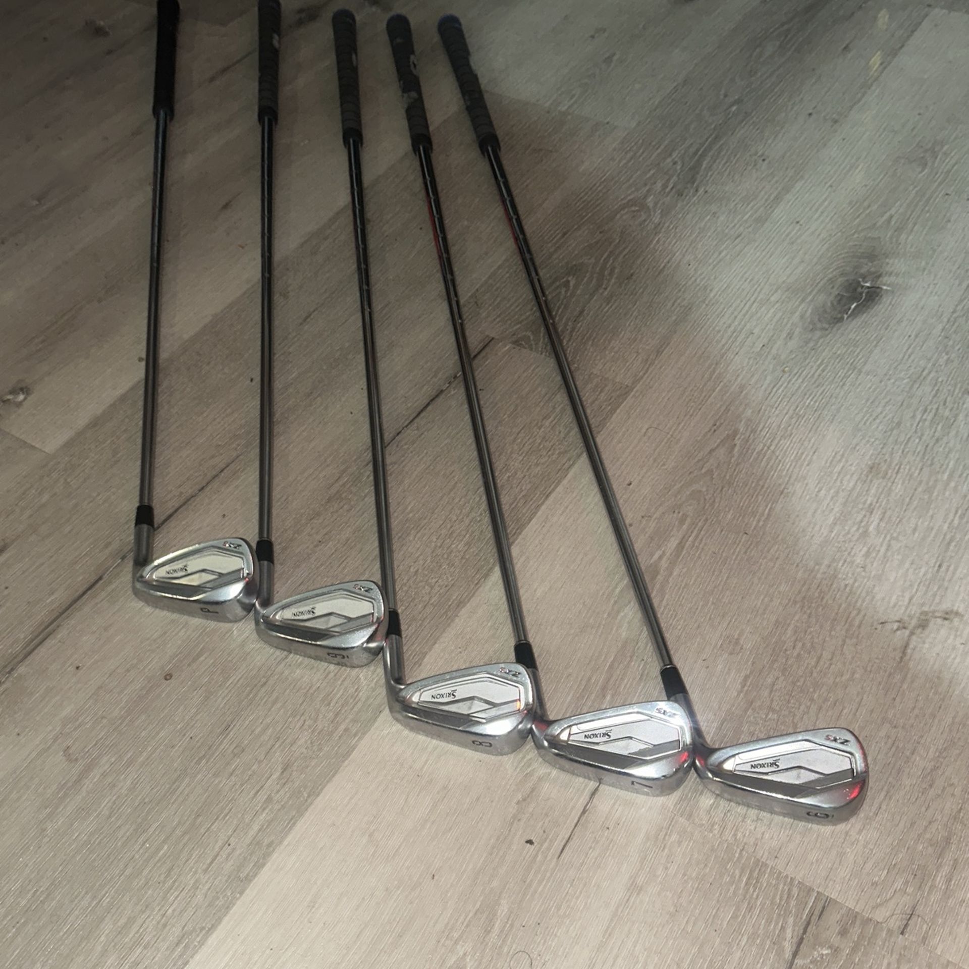 Srixon ZX5
