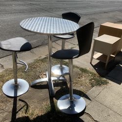 Juego De 4 Piezas $100 
