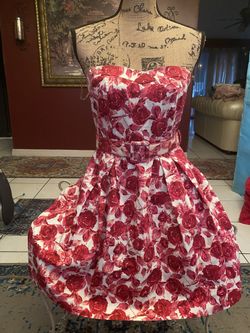 Gorgeous Dress Size M. 🩷❤️🩷❤️