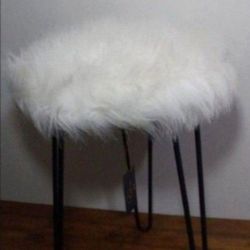 TAINOKI COLLECTION LUXURY FURNITURE FUR VANITY STOOL - BRAND NEW / TAGS