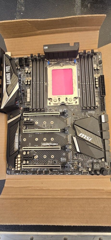 MSI X399 GAMING PRO CARBON AC AMD THREADRIPPER
