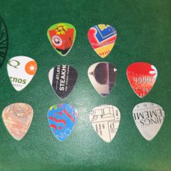 Custom Made Guitar Picks 