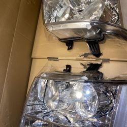 2007-2013 Chevy Tahoe Headlights 