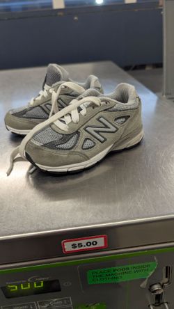 New Balance size infant 6c