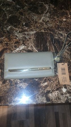 Steve Madden Trifold