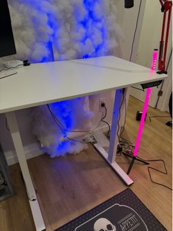 Ergonomic rising Desk