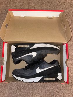 Nike Air Max 90 Black White Sneakers Size 8.5