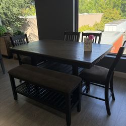 Dining Set 