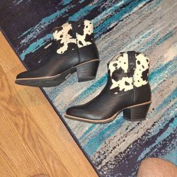 Brand New Twisted X Woman's Cow Skin Cowboy Boots
