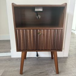 Side Table with Charging Station, Modern End Table