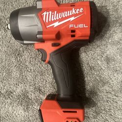 Milwaukee M18 Fuel Brushless 1/2in. Impact Wrench (Tool Only) 