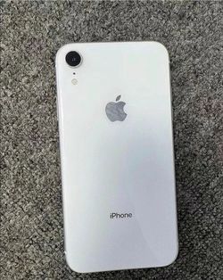 IPHONE XR 64GB FACTORY UNLOCKED NEW $150