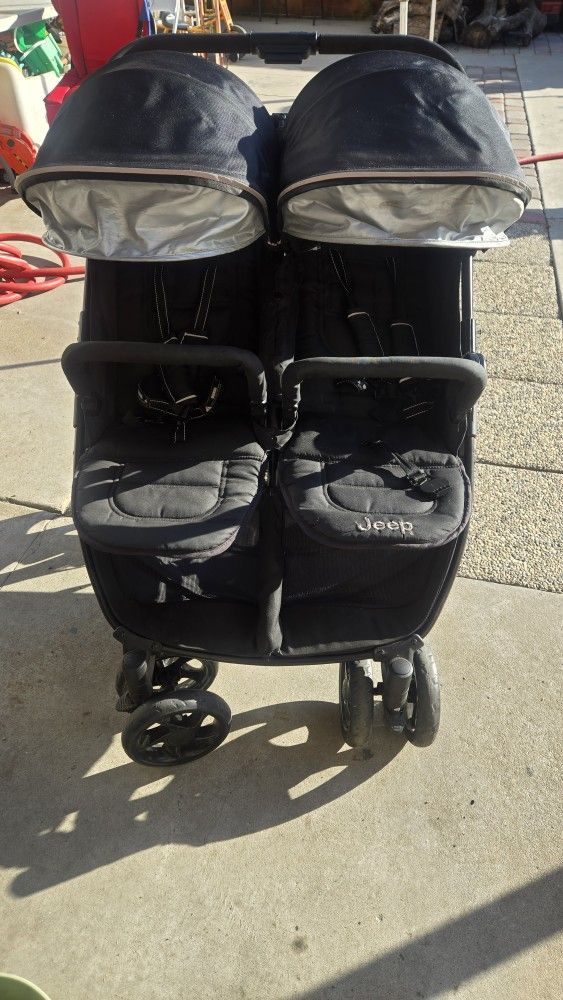 Jeep destination side by side double Ultralight stroller