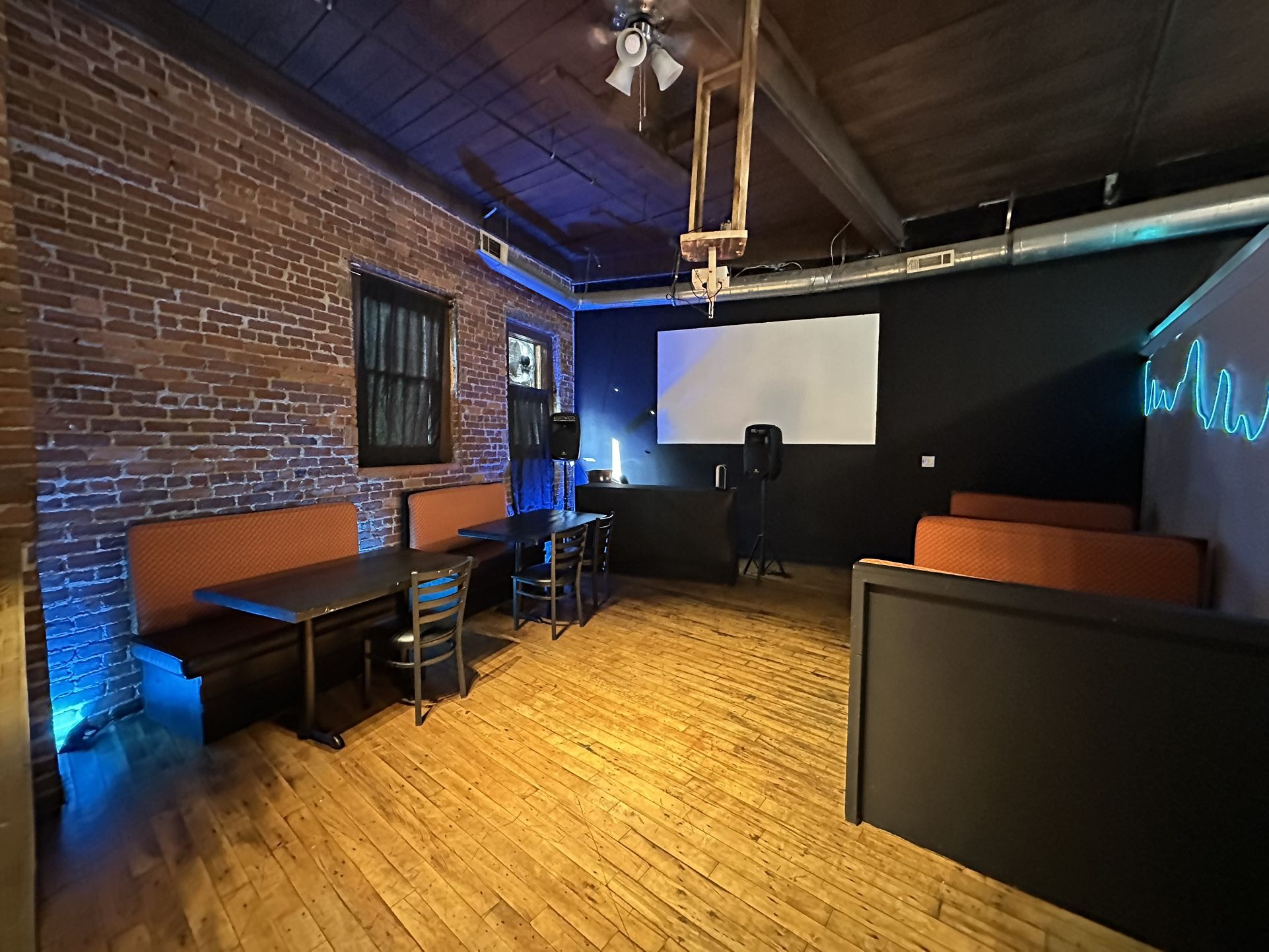 Restaurant seating: Booths, Chairs, Tables - Buy ASAP
