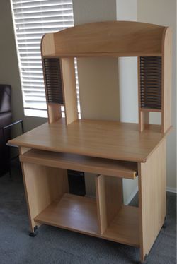 Wood Computer Desk with Hutch and Storage