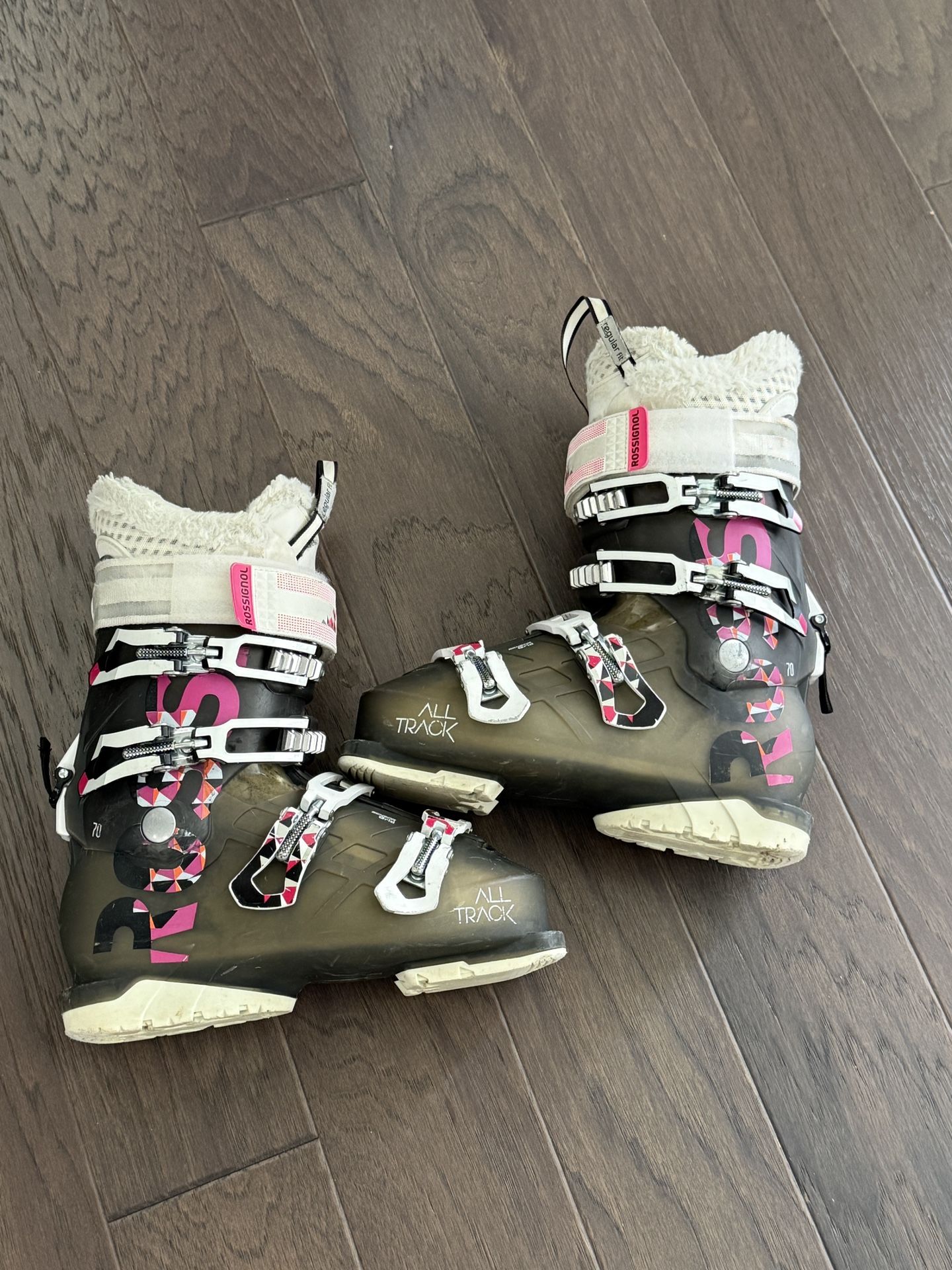 SKI BOOTS Women’s Ladies ROSSIGNOL ALLTRACK 70 Size 24.5