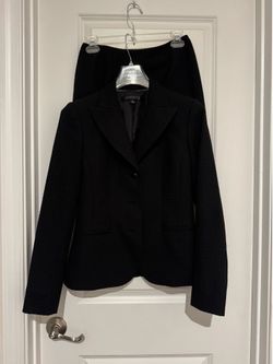 Black Anne Klein Women's Textured 2pc blazer and skirt suit size 2
