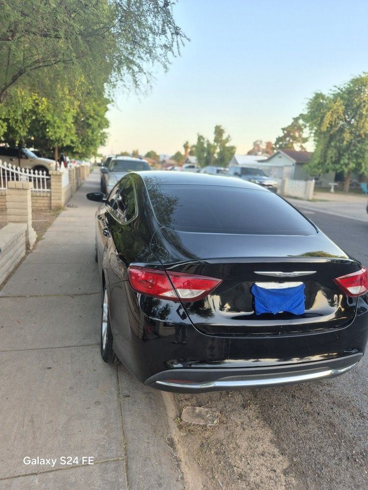 2016 Chrysler 200