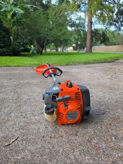 Husqvarna 128LD Gas String Trimmer - Fresh Tune-Up, Runs Perfect!