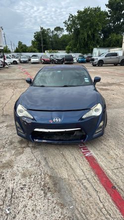 2015 Toyota Frs for parts