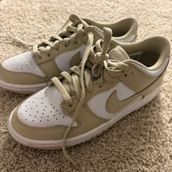 Nike Dunks 