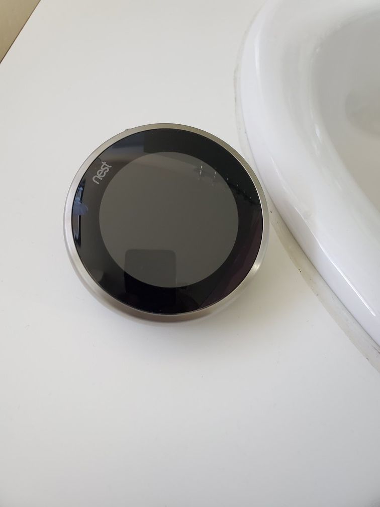 Nest thermostat