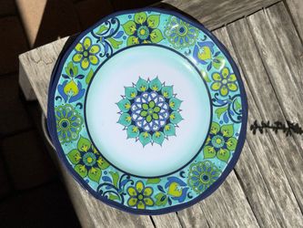 Plates - plastic
