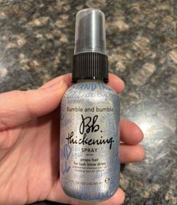 NEW BUMBLE AND BUMBLE THICKENING BLOW DRY PREP SPRAY $6!