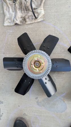 Ford 289-302 fan and fan clutch