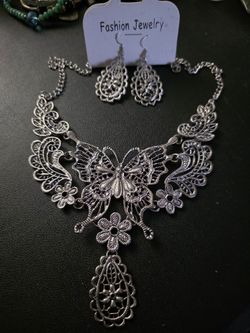 Paparazzi Necklace Sets