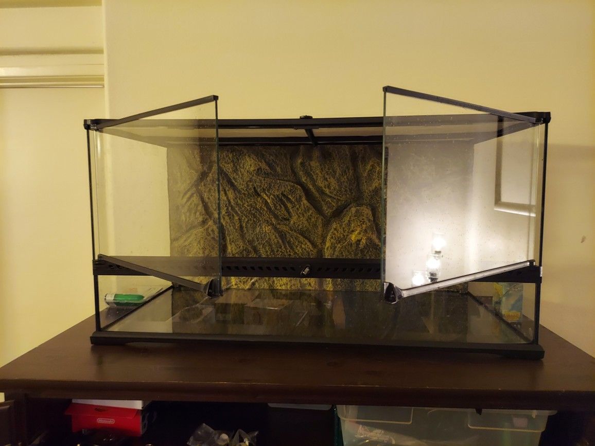 40 Gallon Exo-Terra Terrarium