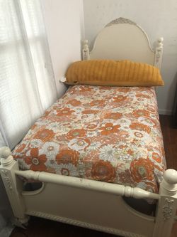 Cama Twin Con Colchones