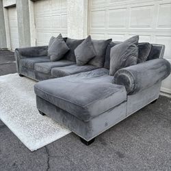 Sectional Couch Free Delivery 🚚 