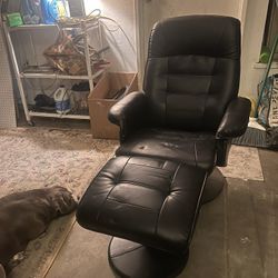 Black Leather Swivel Recliner