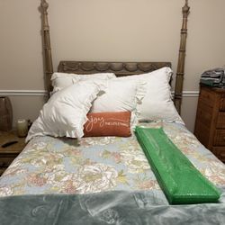 Antique 4 post Bed With Side table
