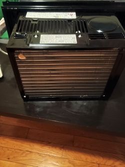 Midea 5,000 BTU air conditioner